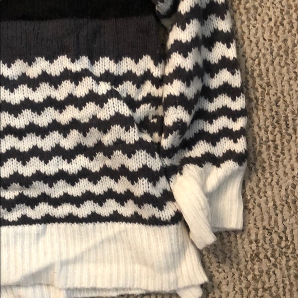 Aerie Sweater - Picture 2 of 4